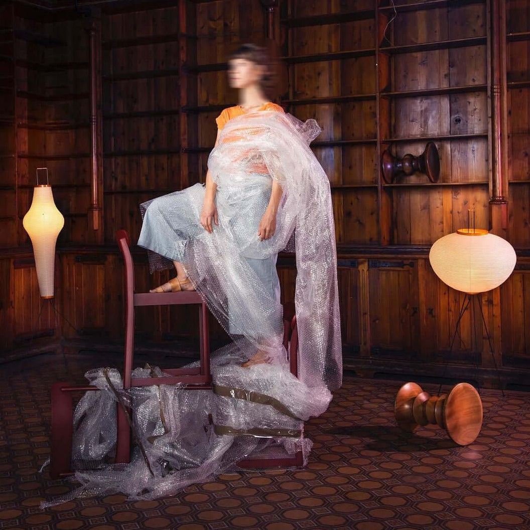 SereniLum Reispapier Stehlampe | Minimalistisches Design | Warmweißes LED-Licht | Nachhaltige Deko für Zuhause