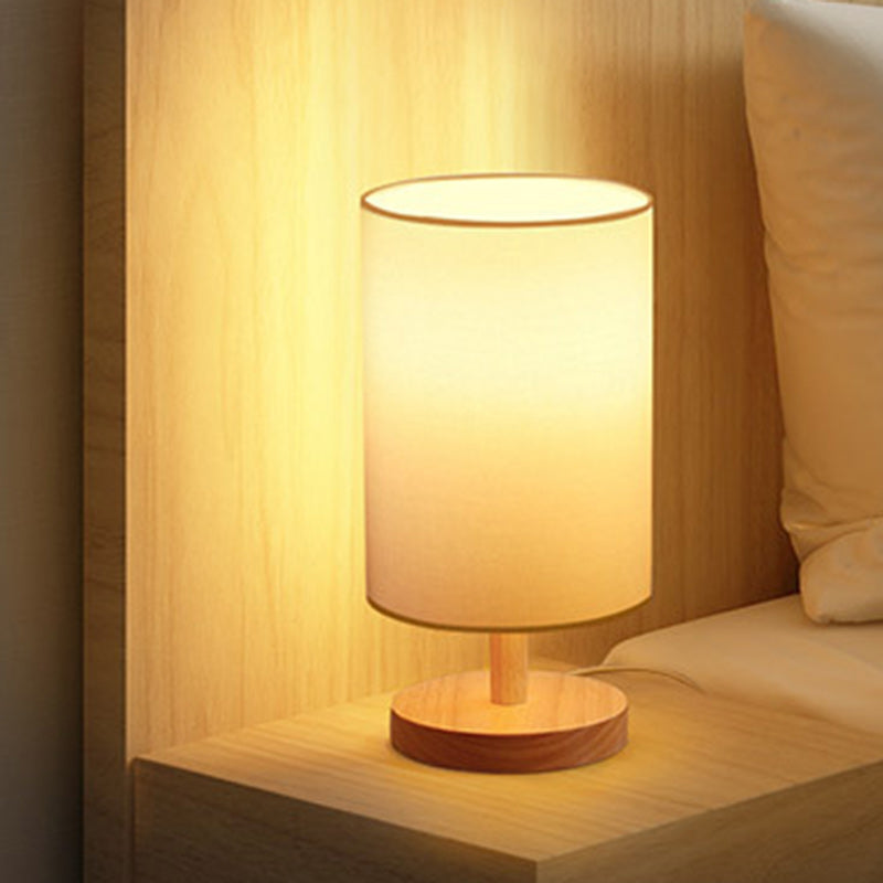 ZenLumi Holz Zylinder LED Tischlampe | Japanisches Design | Stoffschirm | Elegantes Stimmungslicht für Wohnzimmer