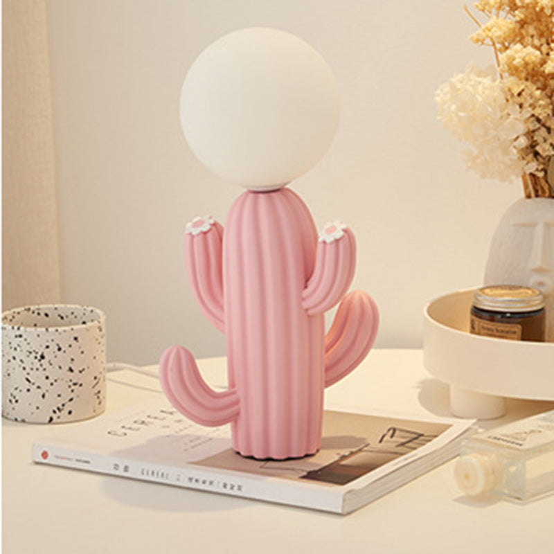 GlowCactus Kreative LED Tischlampe | Harz & Plüsch Design | Stimmungslicht für Schlafzimmer & Deko