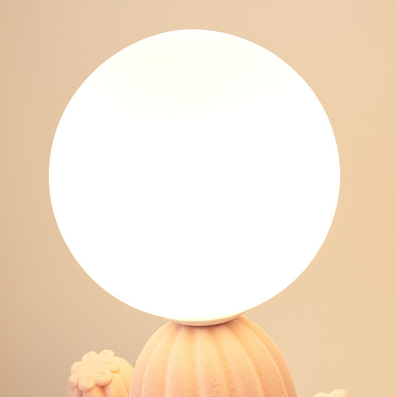 GlowCactus Kreative LED Tischlampe | Harz & Plüsch Design | Stimmungslicht für Schlafzimmer & Deko