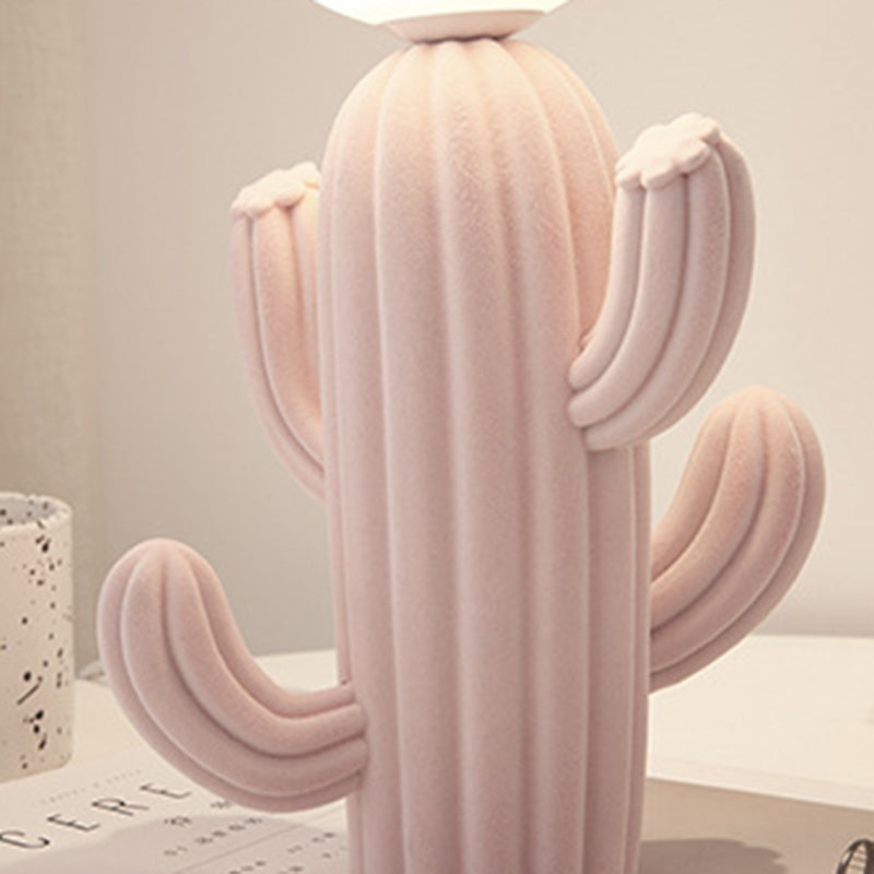 GlowCactus Kreative LED Tischlampe | Harz & Plüsch Design | Stimmungslicht für Schlafzimmer & Deko