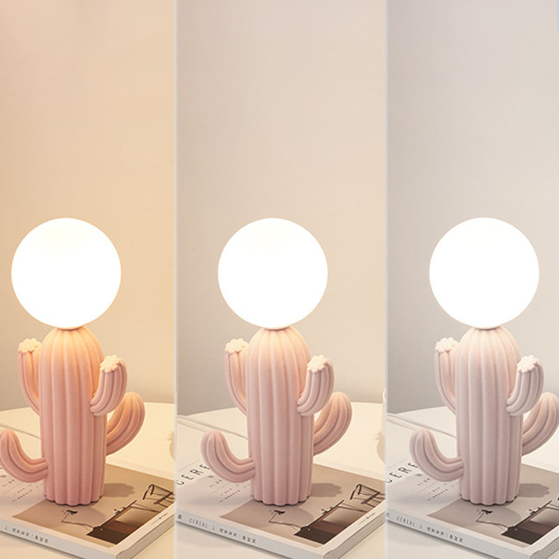 GlowCactus Kreative LED Tischlampe | Harz & Plüsch Design | Stimmungslicht für Schlafzimmer & Deko