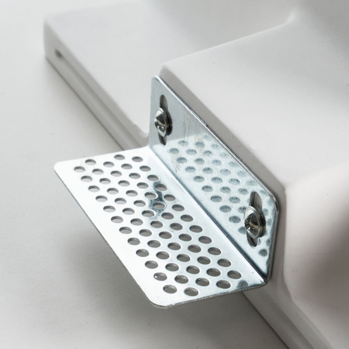 Plastrova Wandlampe | Minimalistisches Design | Eingebaute Gipsleuchte | Runde Wandleuchte