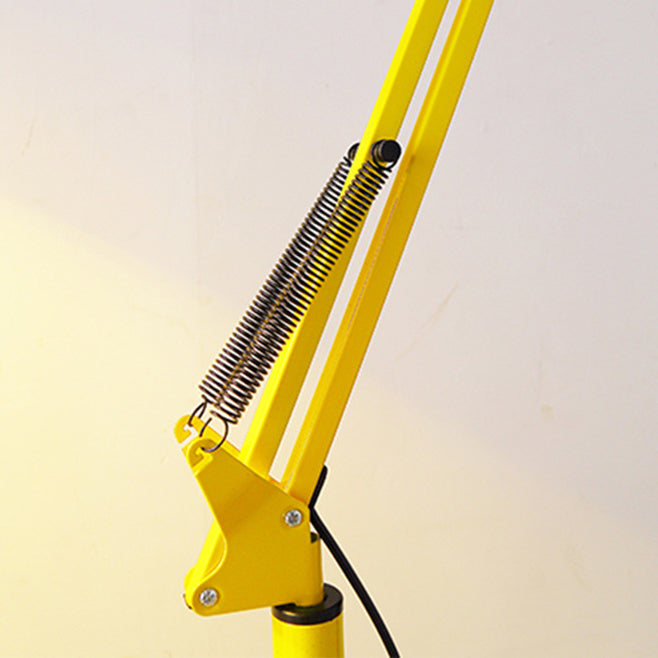 NovaFlare Skandinavische Stehleuchte | Höhenverstellbar & Schwenkbar | Modernes Design | Beleuchtung fürs Schlafzimmer