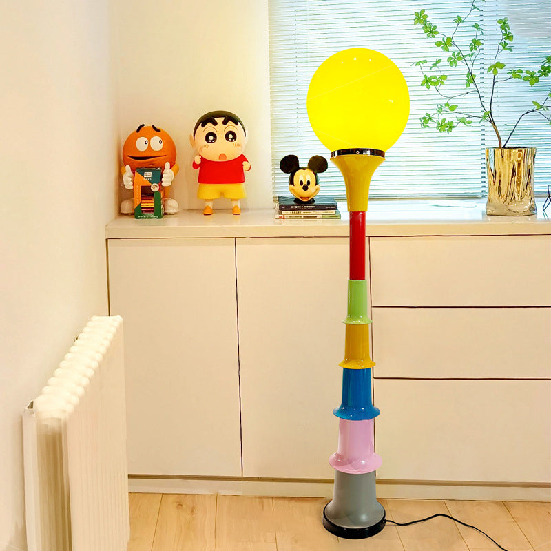 LolliLuxe Bunte LED Stehlampe | Lollipop-Form | Dimmbar | Moderne Wohnzimmerbeleuchtung