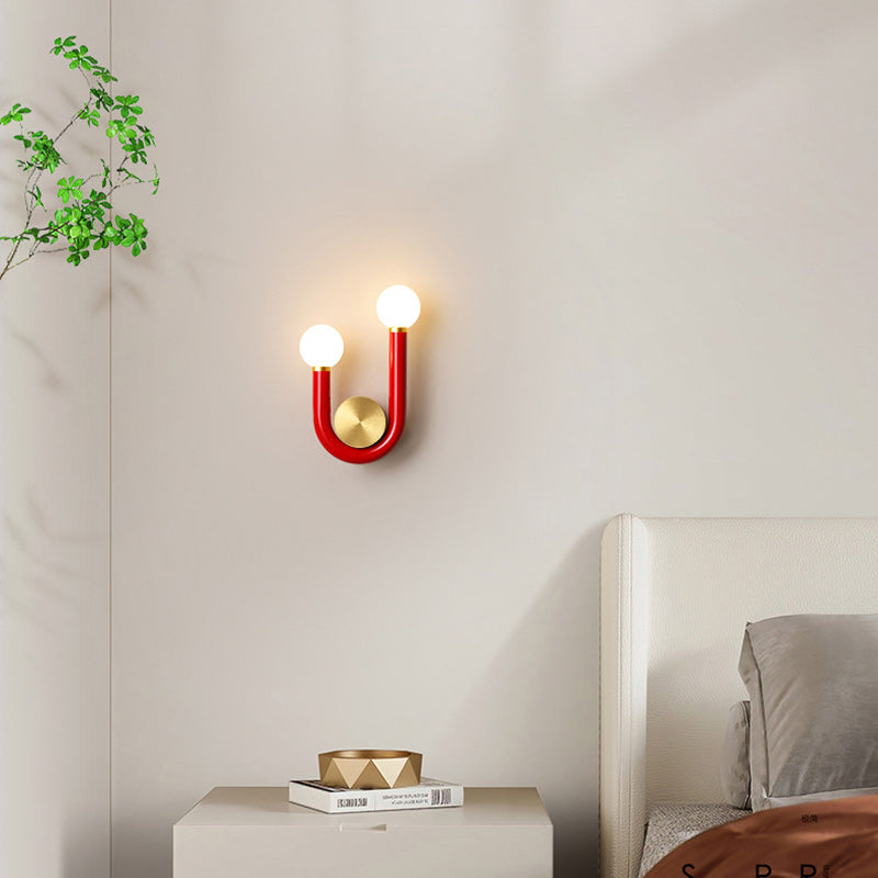 LuxeCurve U-Form LED Wandleuchte | Kreatives Design | Warmes Licht | Schlafzimmer Deko Lampe