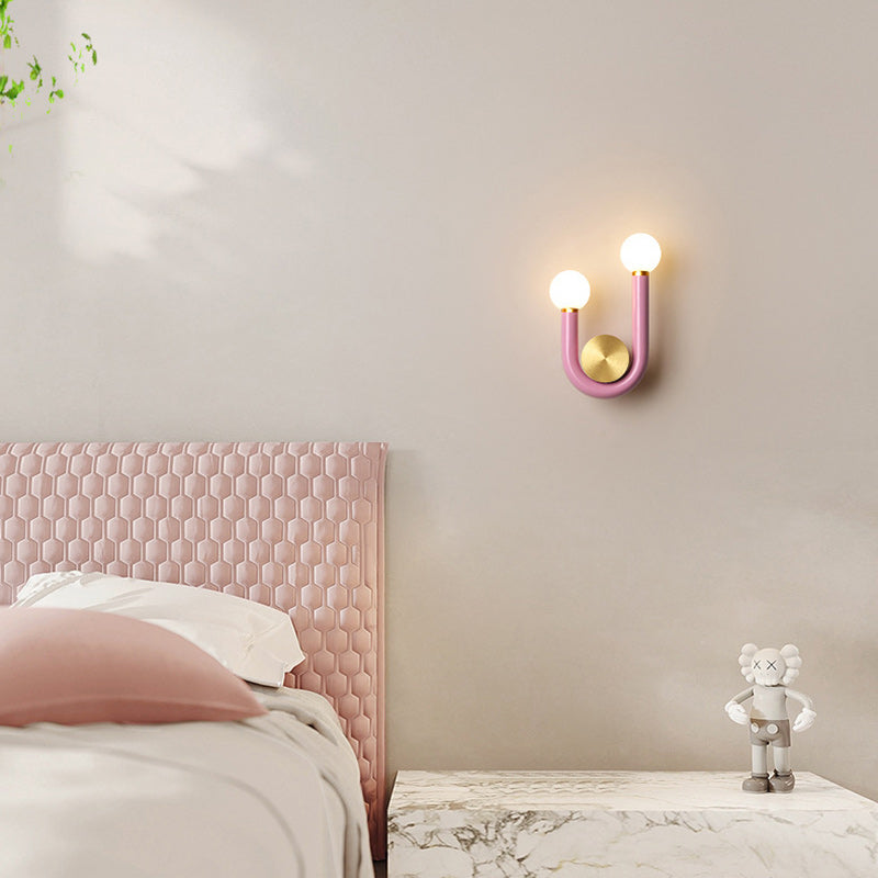 LuxeCurve U-Form LED Wandleuchte | Kreatives Design | Warmes Licht | Schlafzimmer Deko Lampe