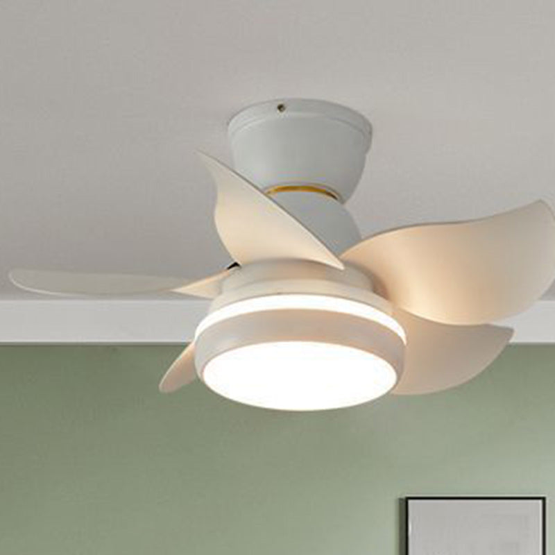 AeroBloom LED Deckenventilator | Skandinavisches Design | Rundes Blütenmuster | Dimmbares Licht | Perfekt für Wohnzimmer