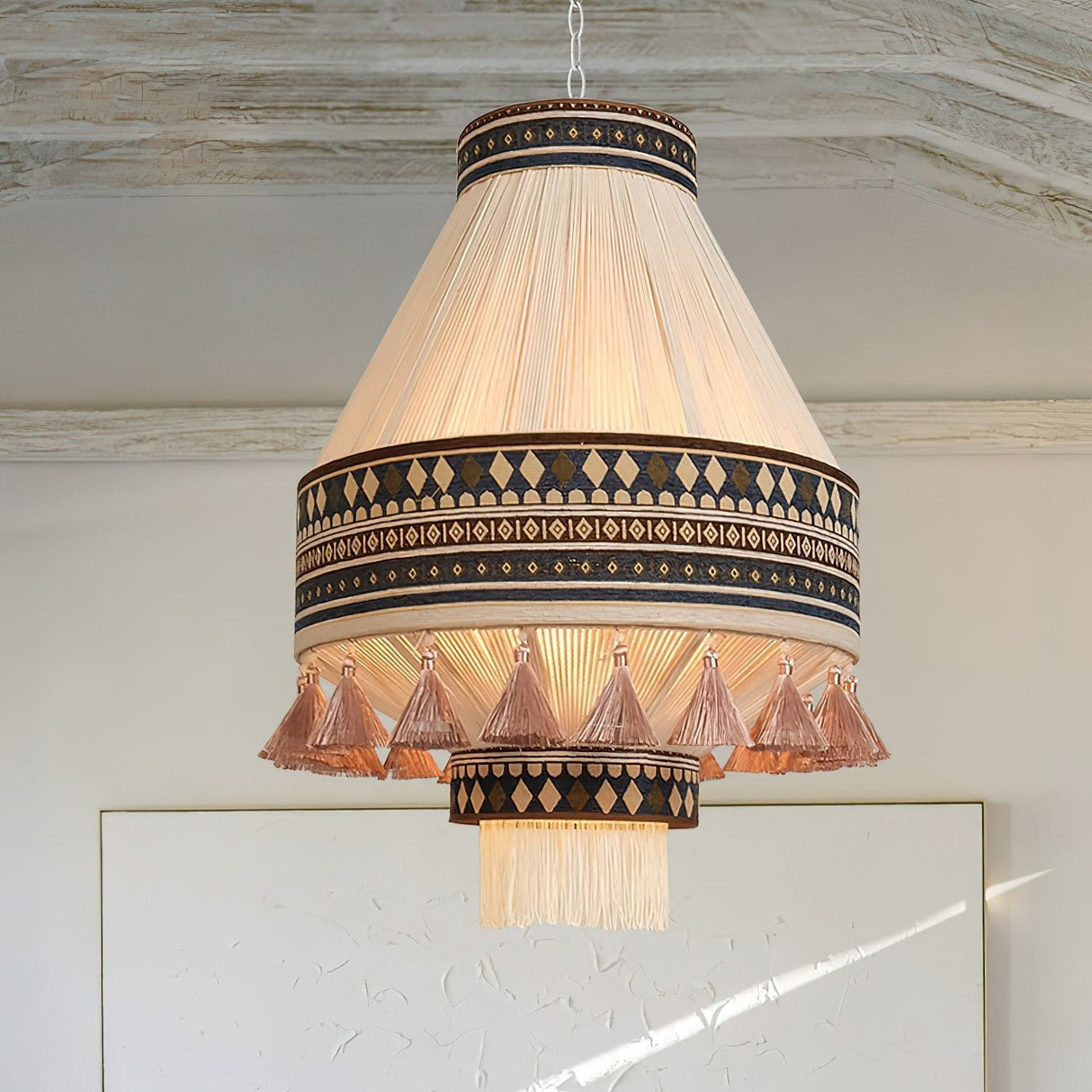 FringeLuxe Bohemian Pendelleuchte | Handgefertigte Quastenlampe | Warmes Ambiente | Stilvolle Beleuchtung