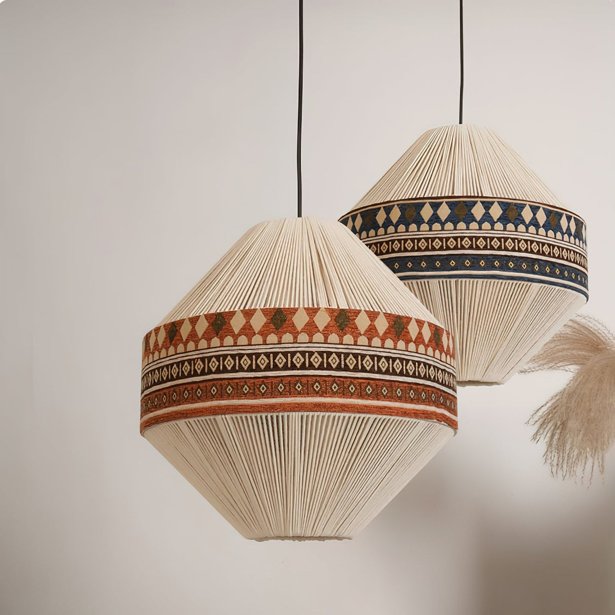 FringeLuxe Bohemian Pendelleuchte | Handgefertigte Quastenlampe | Warmes Ambiente | Stilvolle Beleuchtung