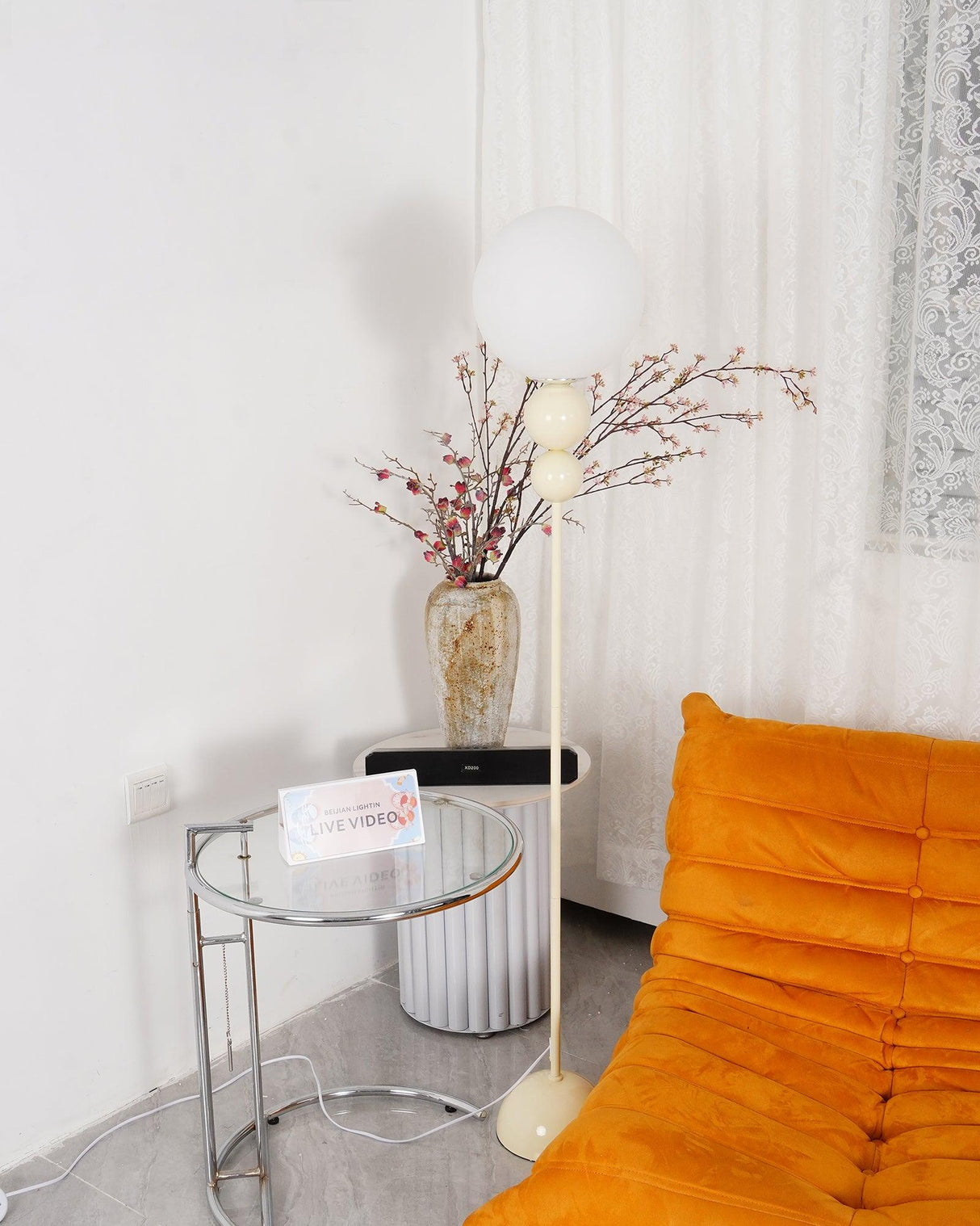 VividGlow Stehleuchte | Modernes LED-Licht | Dimmbar | Stilvolle Beleuchtung für Zuhause