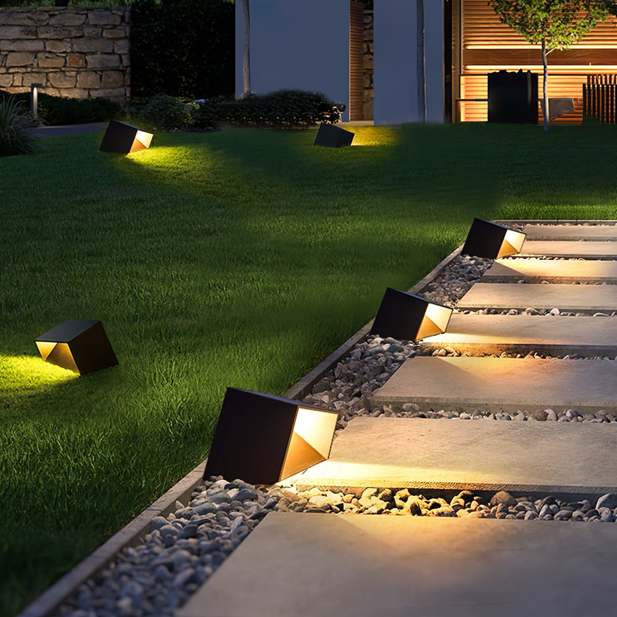 SolaraCube Solar Außenleuchte | LED Gartenbeleuchtung | Wasserdicht | Energiesparend | Dekorative Gartenbeleuchtung für Terrasse & Balkon