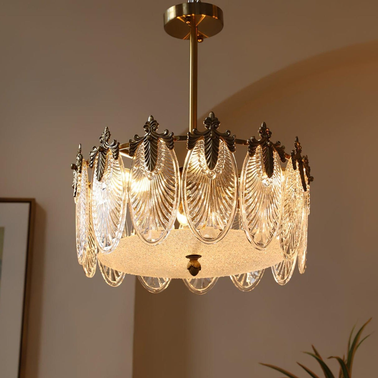 VeraLuxe Decorative Glass Round Chandelier | Elegante Deckenleuchte | Luxus Kronleuchter | Deko für Zuhause
