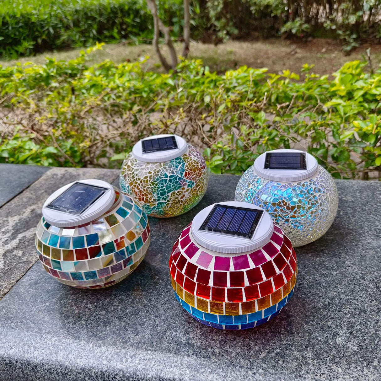 SolarArt Gartenleuchte | Kreatives Design aus Buntglas | LED Solar | Outdoor Beleuchtung