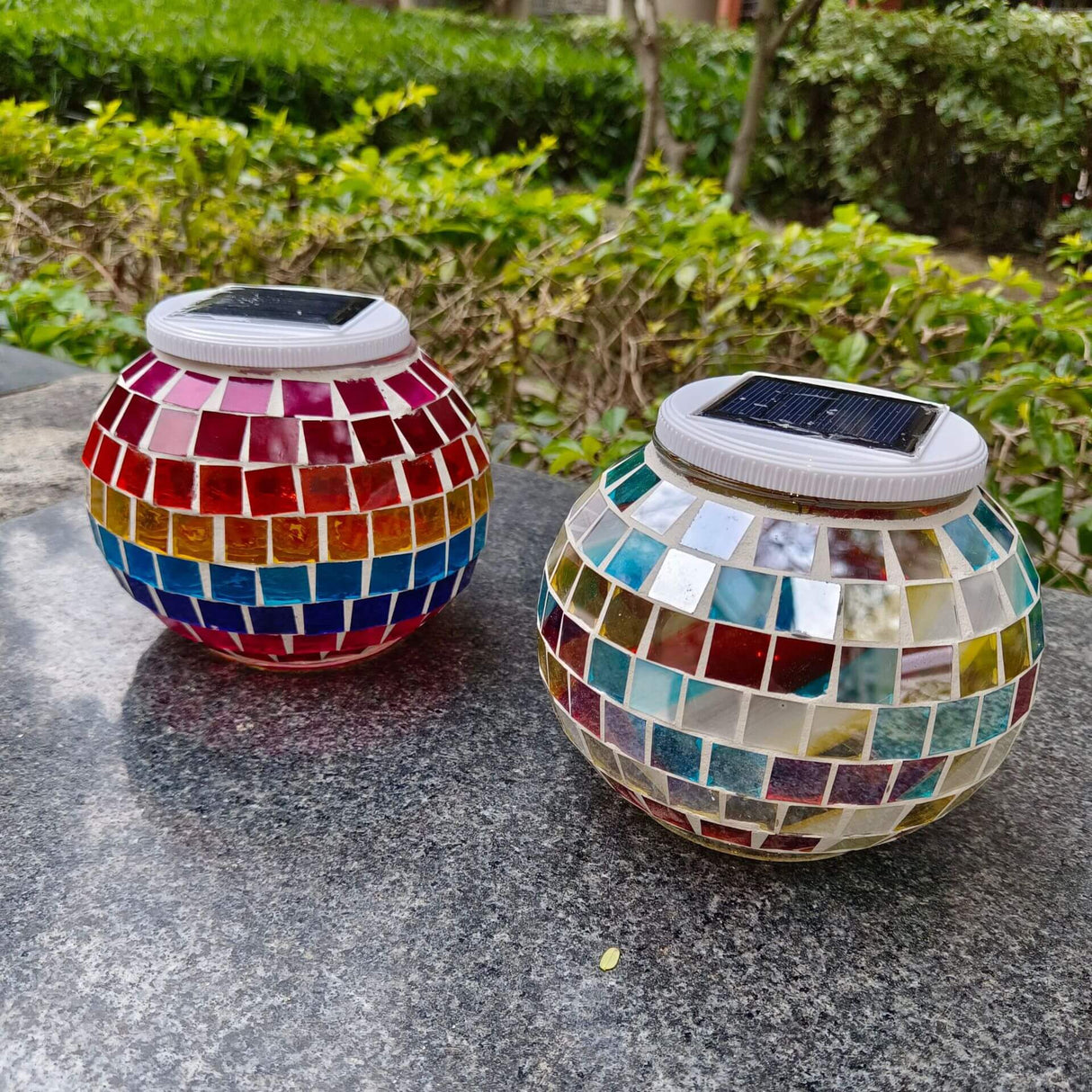 SolarArt Gartenleuchte | Kreatives Design aus Buntglas | LED Solar | Outdoor Beleuchtung