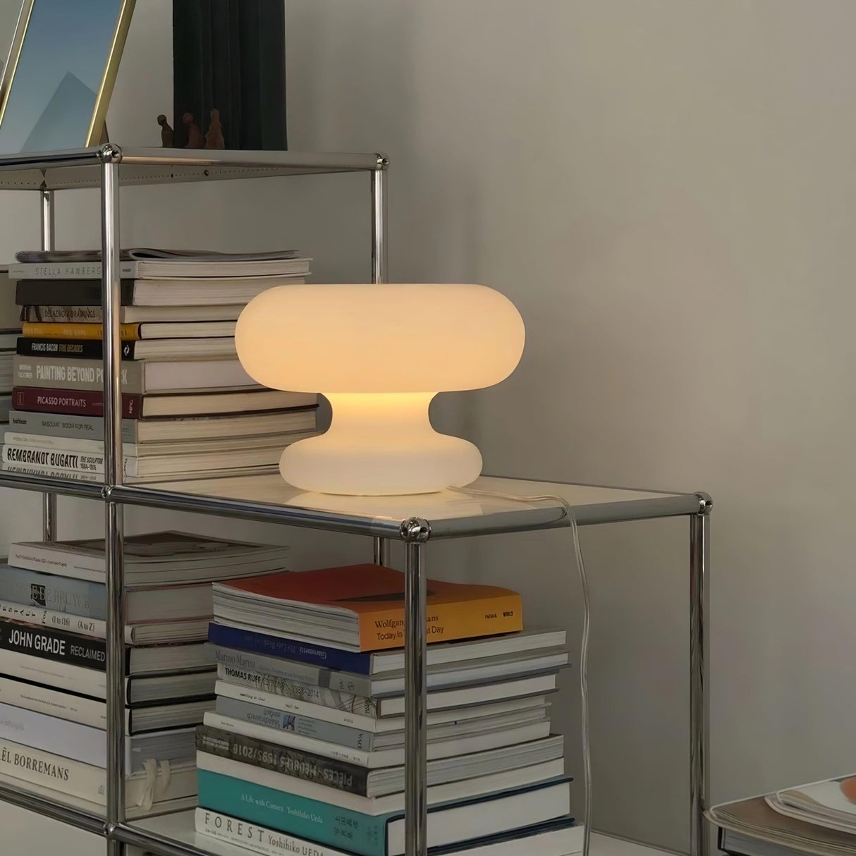 LumiDonut LED Tischlampe | Modernes Design | Warmweißes Licht | Perfekt für Büro & Wohnräume