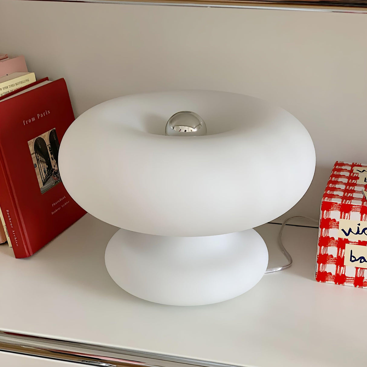 LumiDonut LED Tischlampe | Modernes Design | Warmweißes Licht | Perfekt für Büro & Wohnräume