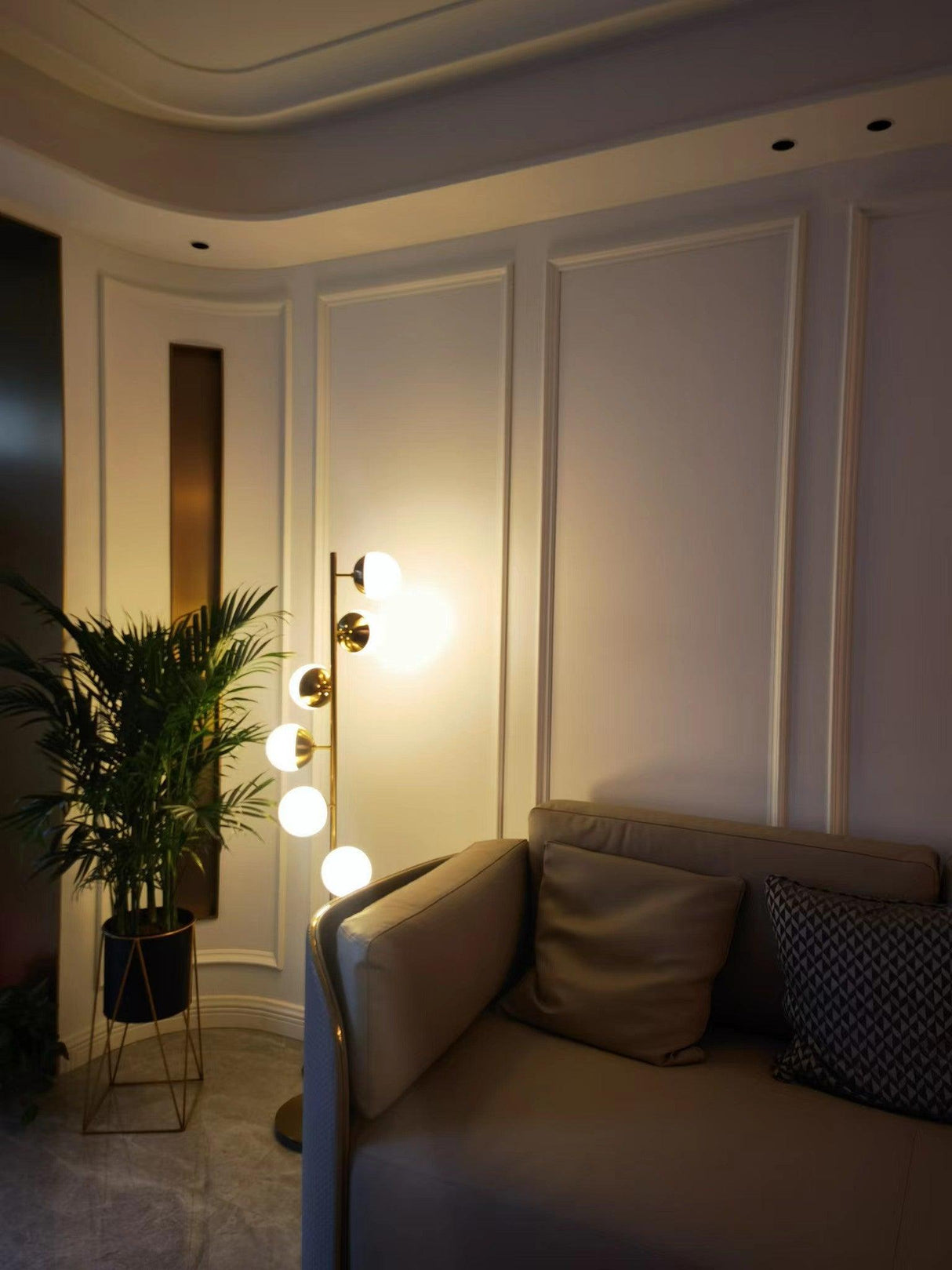 LumoTree Doppler LED-Baumleuchte | Elegantes Design | Warmweißes Licht | Dekoration für Innenräume