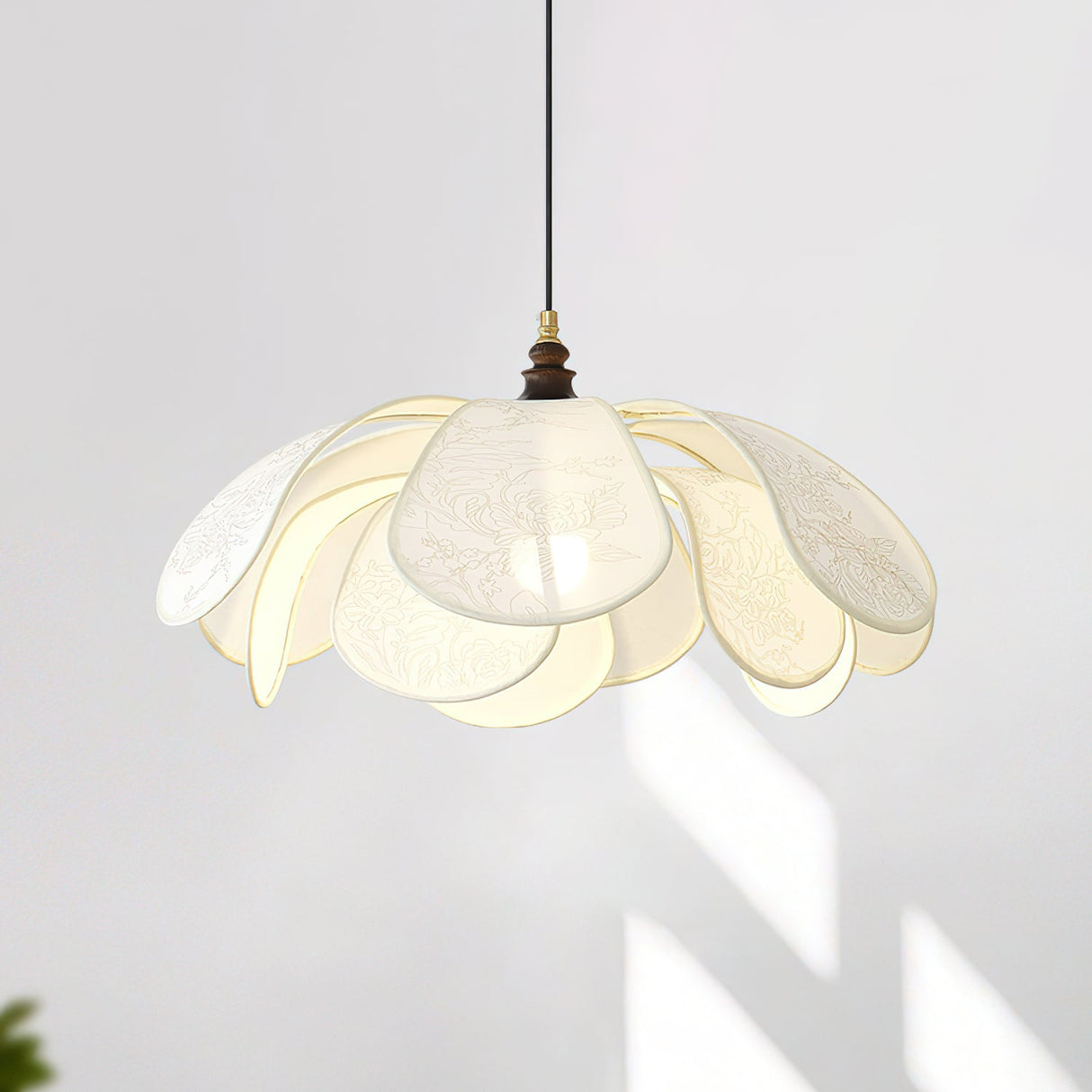 LumaBella Pendelleuchte | Elegante Deckenlampe | Zeitloses Design | Verschiedene Größen