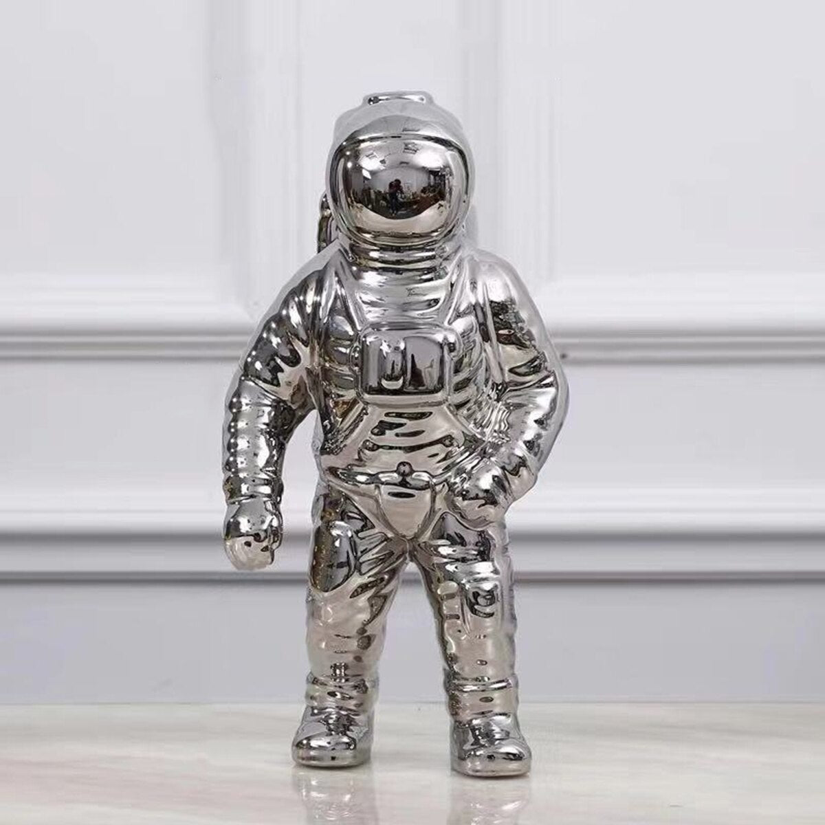AstroVase Gold Space Man Keramik Vase | Astronaut Skulptur | Kreative Deko für Zuhause & Garten