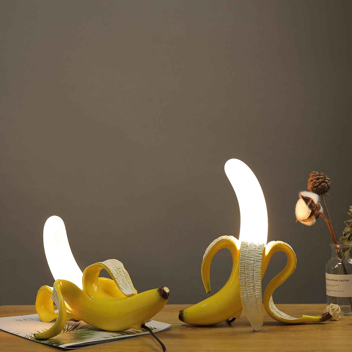 GoldenGlow Art Deco Tischlampe | Banane Design | Modern & Stilvoll | Elegante Beleuchtung