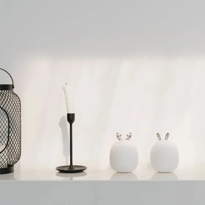 GlowCritter Nachtlampe | USB Wiederaufladbare LED Kinderlampe | Leuchtende Tier-Dekoration | Hase & Reh