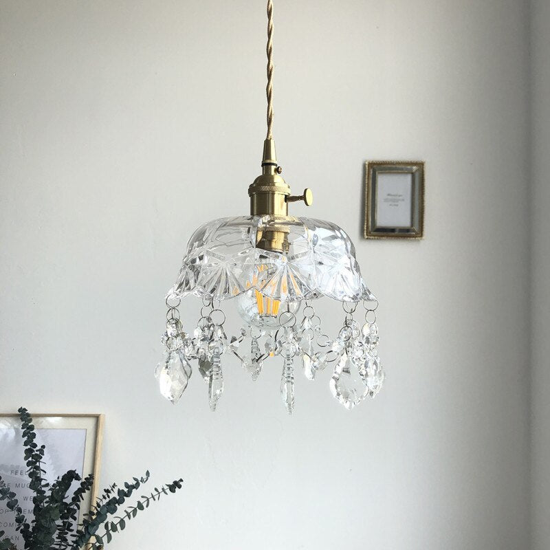 LuxeShimmer Transparente Pendelleuchte aus Kristallglas | Modernes Design | Elegante Beleuchtung