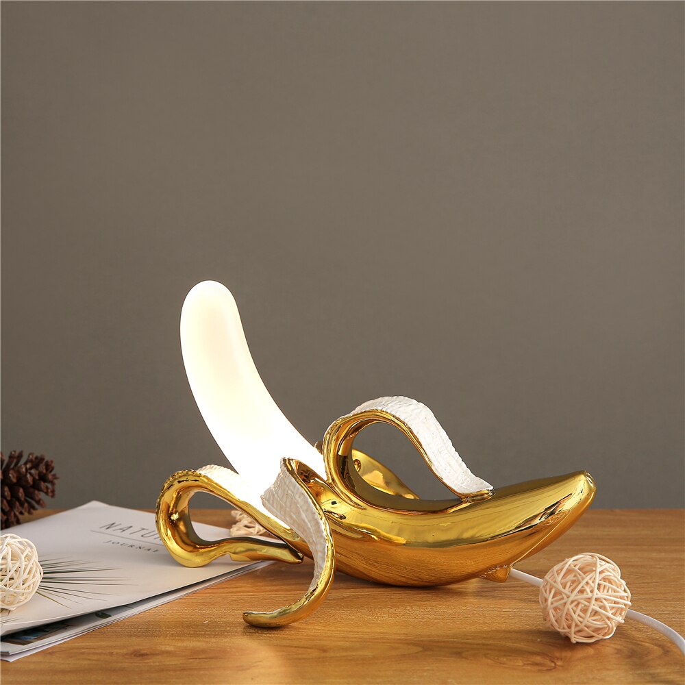 GoldenGlow Art Deco Tischlampe | Banane Design | Modern & Stilvoll | Elegante Beleuchtung