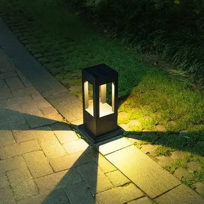 SolaraNova Solarbetriebene Säulenlampe | Nachhaltige Gartenbeleuchtung | LED Außenleuchte | Wetterfest | Solarbetriebene Lichtquelle für Terrasse & Garten