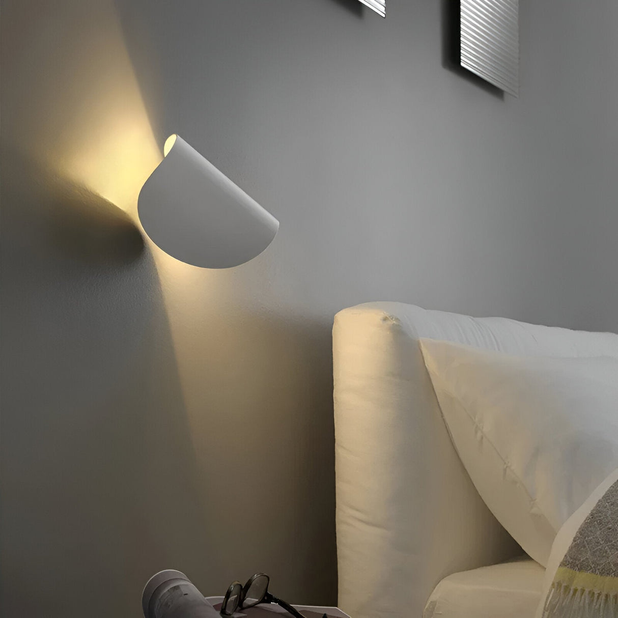 Twista LED Wandleuchte | Drehbare Wandlampe aus Metall | Modernes Design | Stimmungslicht & Beleuchtung