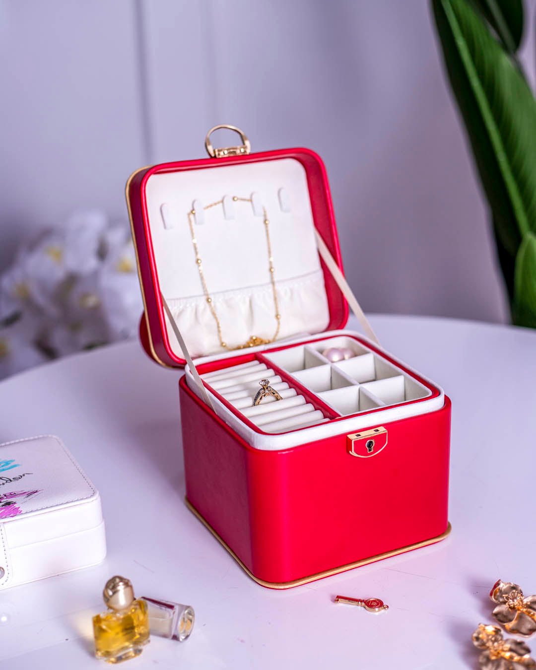 Travelluxe Reise Schmuckkästchen | Kompakte Schmuckaufbewahrung | Hochwertiges Design | Rot