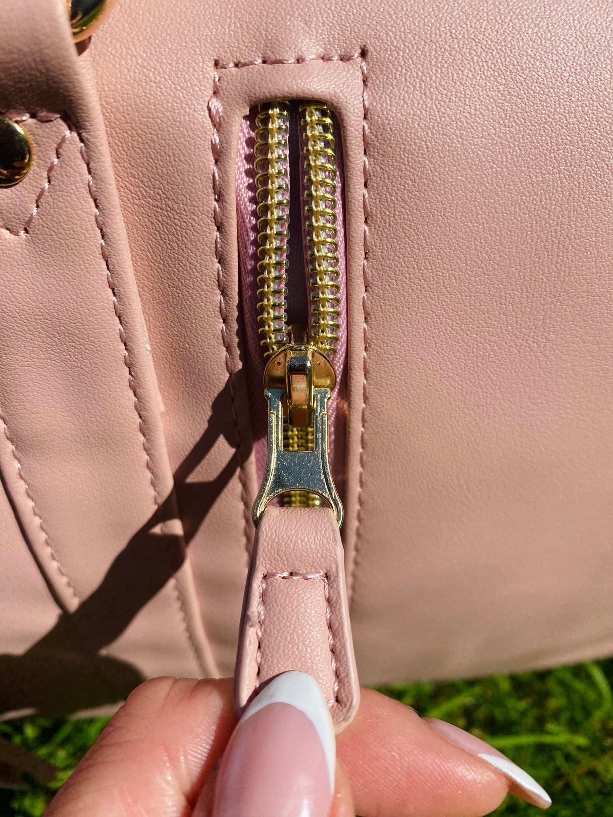 PackMate Faltbare Reisetasche | Leicht, Geräumig & Vielseitig | Perfekt für Reisen & Alltag | In Schwarz, Beige & Rosa erhältlich