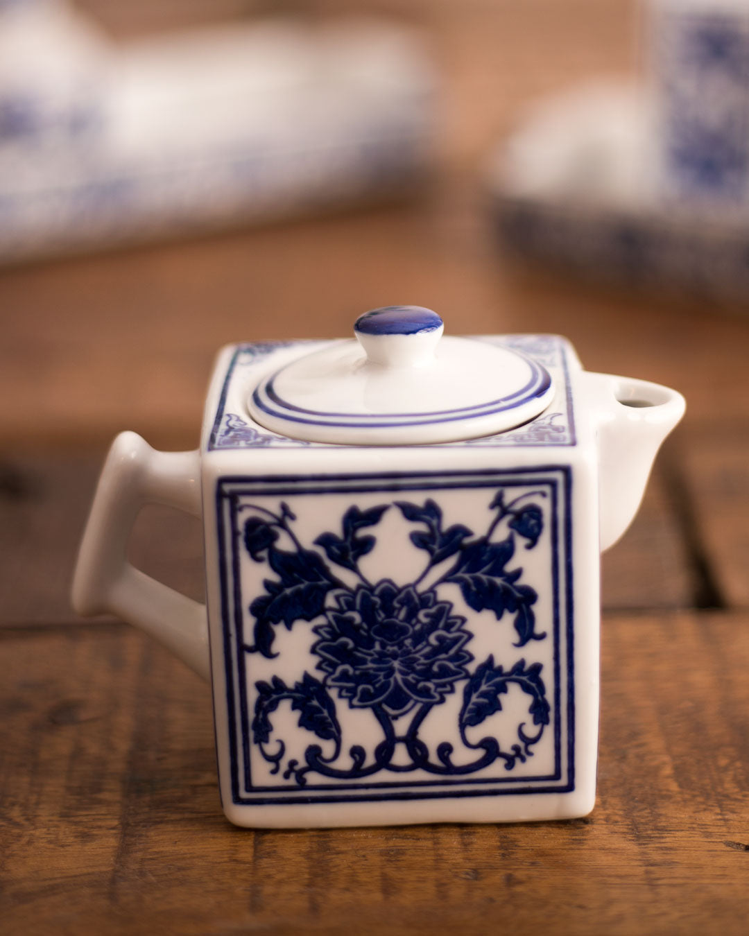 Essivio Vintage Essigtopf | Blau-Weiß Design | Quadratisch | Hochwertige Keramik | Dekorative Aufbewahrung