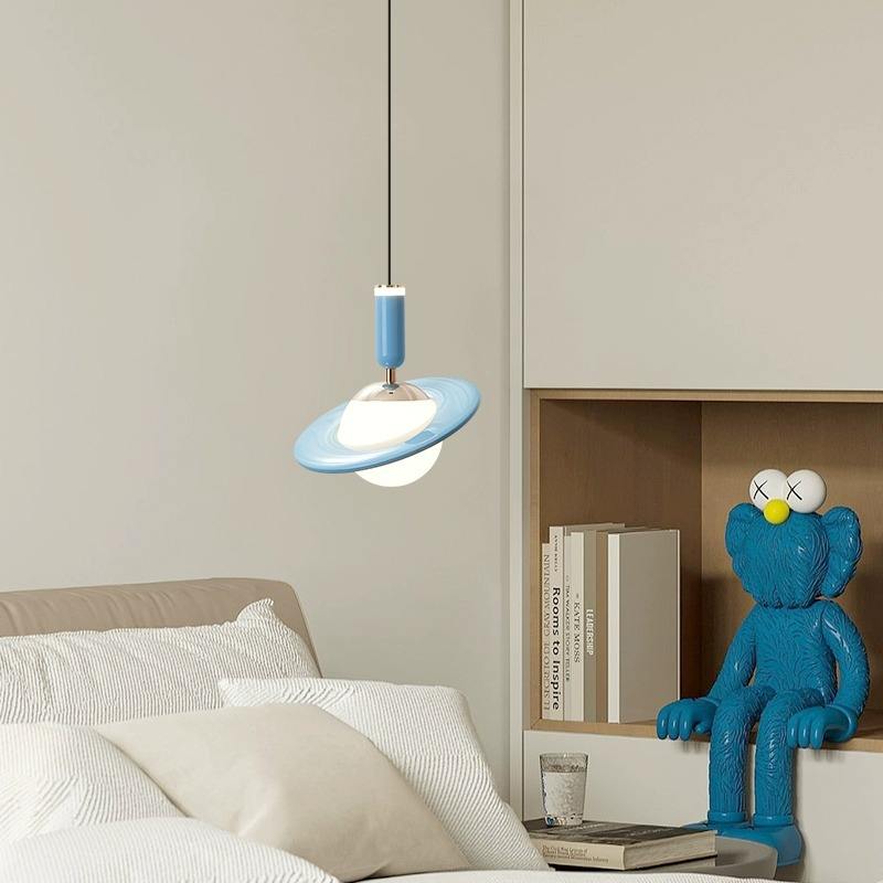 Orbium Saturn Design Pendelleuchte | Modernes Lichtkonzept | Elegantes Raumschiff-Design | Stimmungsvolle Beleuchtung