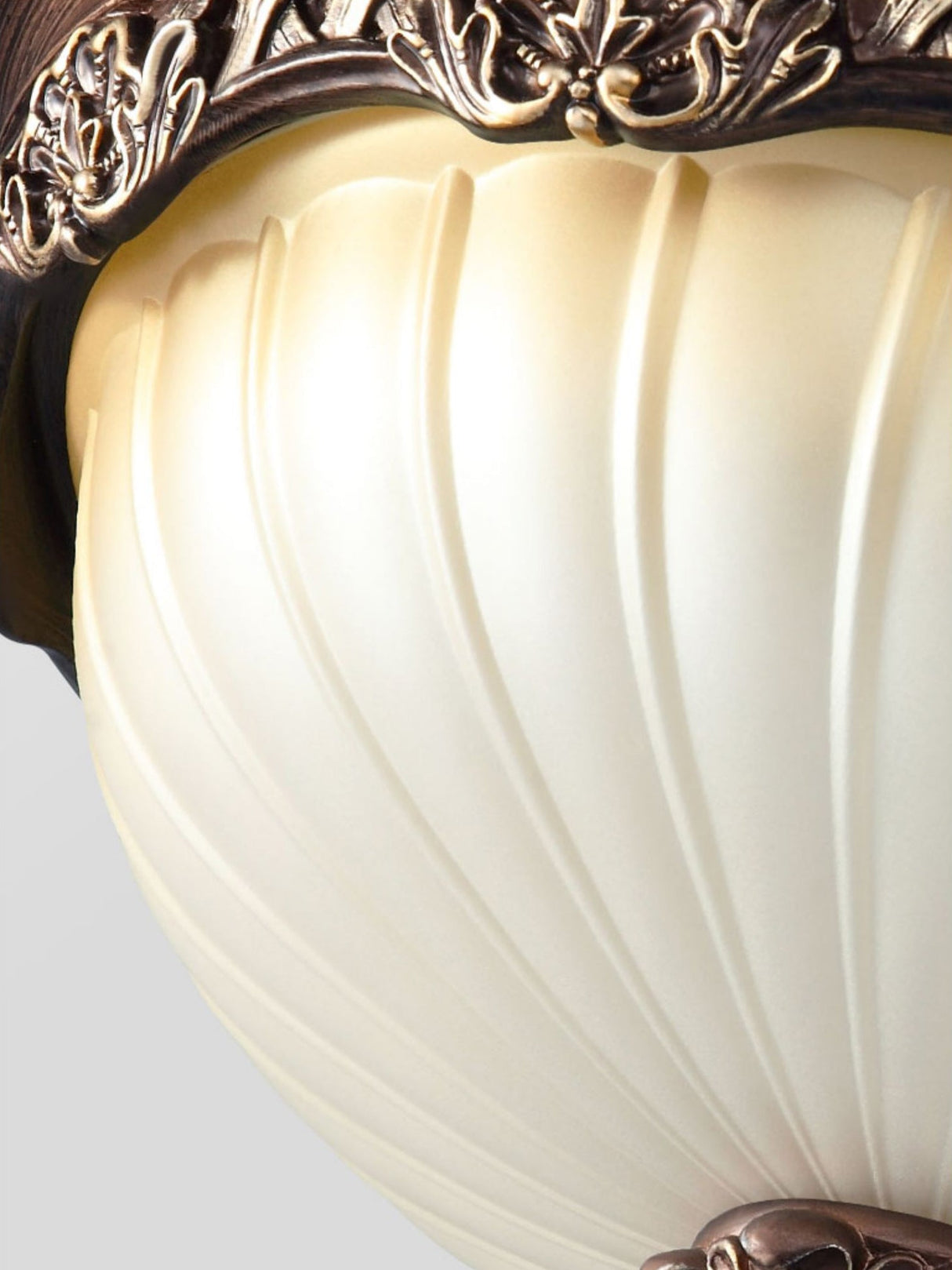 HaloBright Deckenleuchte im modernen Design | Stilvolle LED-Beleuchtung | Verschiedene Größen & Bronze-Finish