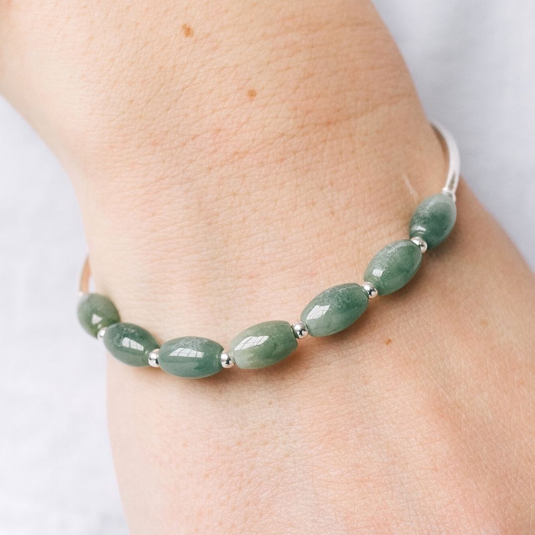 LuxeDrop Glücksbringer Silberarmband | Wassertropfen-Design | Elegante Geschenkidee | Verstellbar