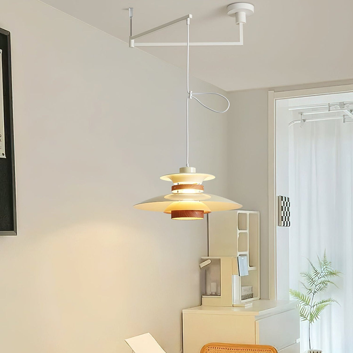 SwivelGlow Pendelleuchte mit Schwenkarm | Modernes Design | Höhenverstellbare LED-Lampe | Esszimmer & Büro