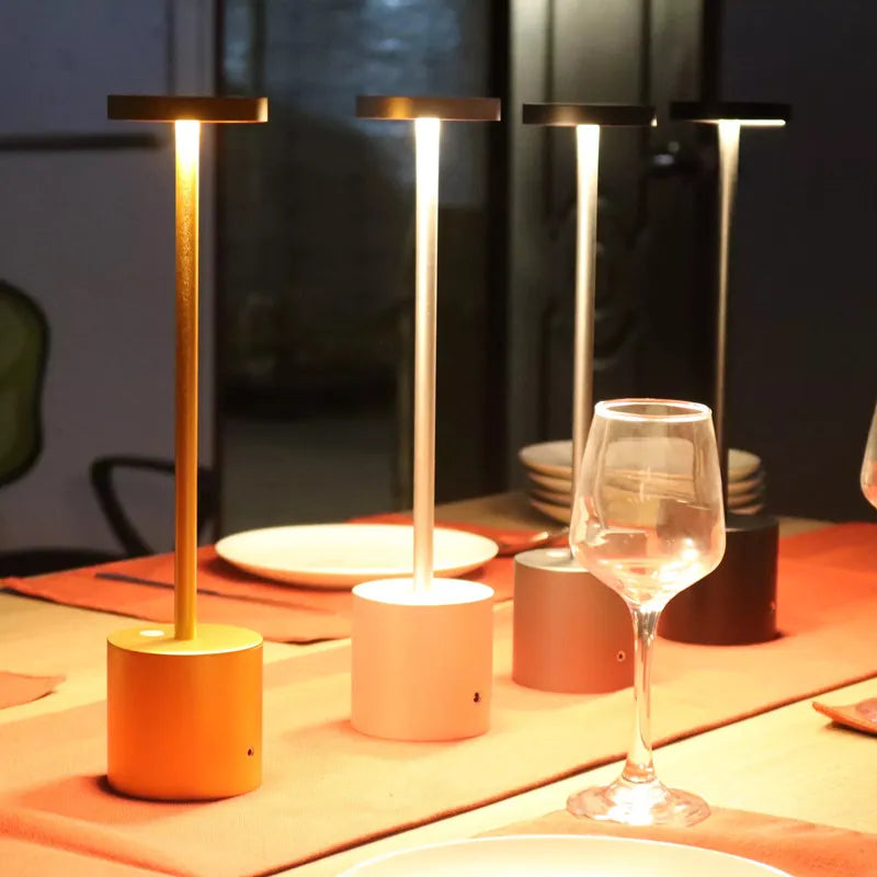 LumaLite Wiederaufladbare LED-Tischlampe | Kabellos | Dimmbar | Modernes Design für Restaurants und Zuhause