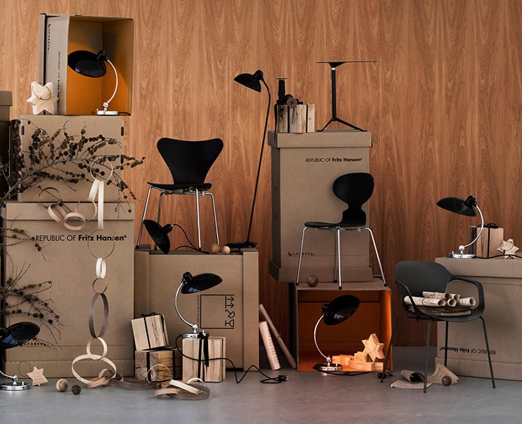 ArtDeco Glow Klassische Bauhaus Tischlampe Replik | Stilvolle Beleuchtung für Zuhause & Büro