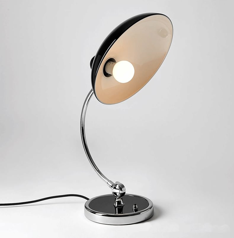 ArtDeco Glow Klassische Bauhaus Tischlampe Replik | Stilvolle Beleuchtung für Zuhause & Büro