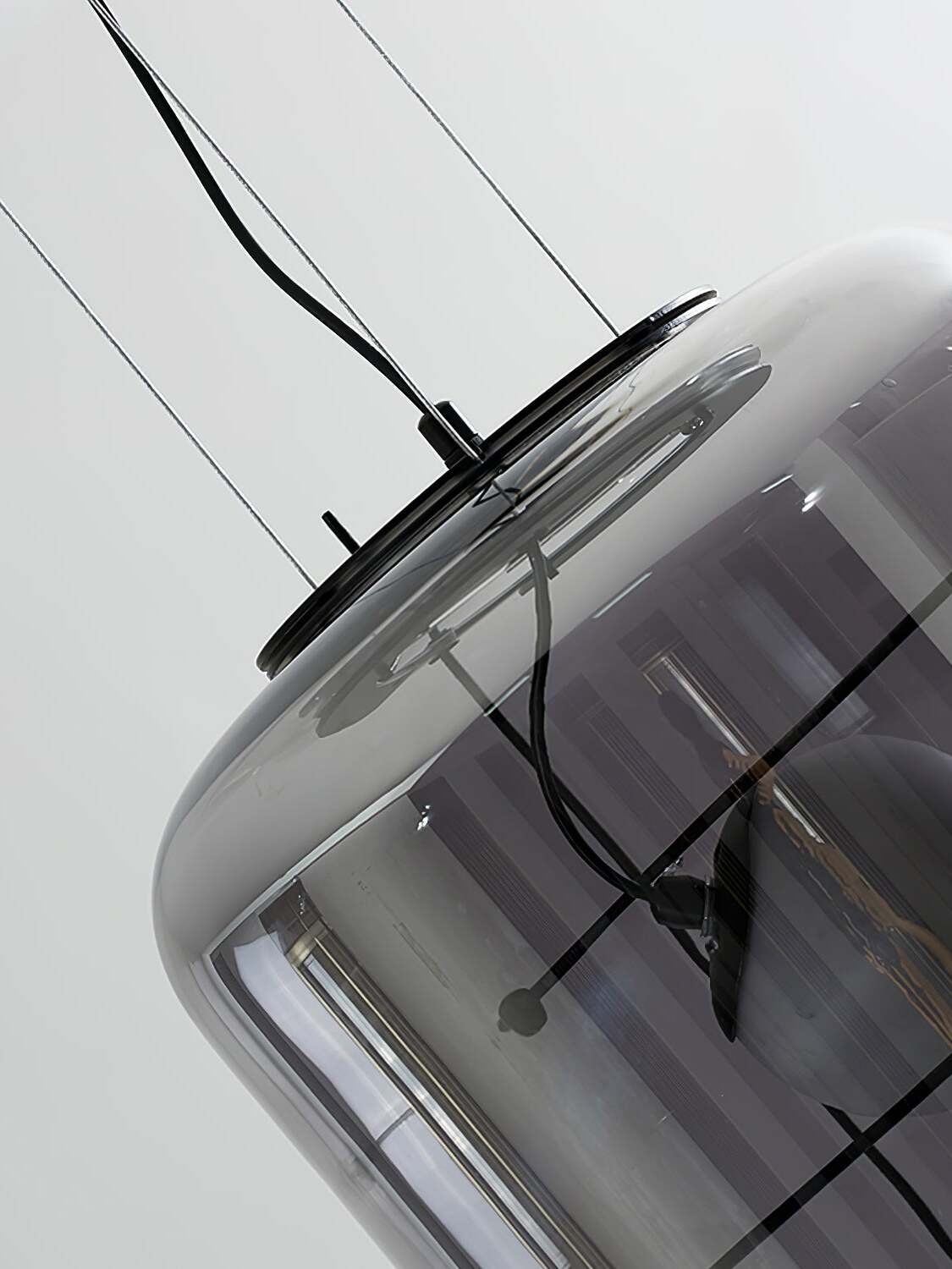 AuriVive Glas-Pendelleuchte | Modernes Design | Rauchglas & Schwarz | Dimmbar | Stilvolle Beleuchtung für Wohn- und Esszimmer