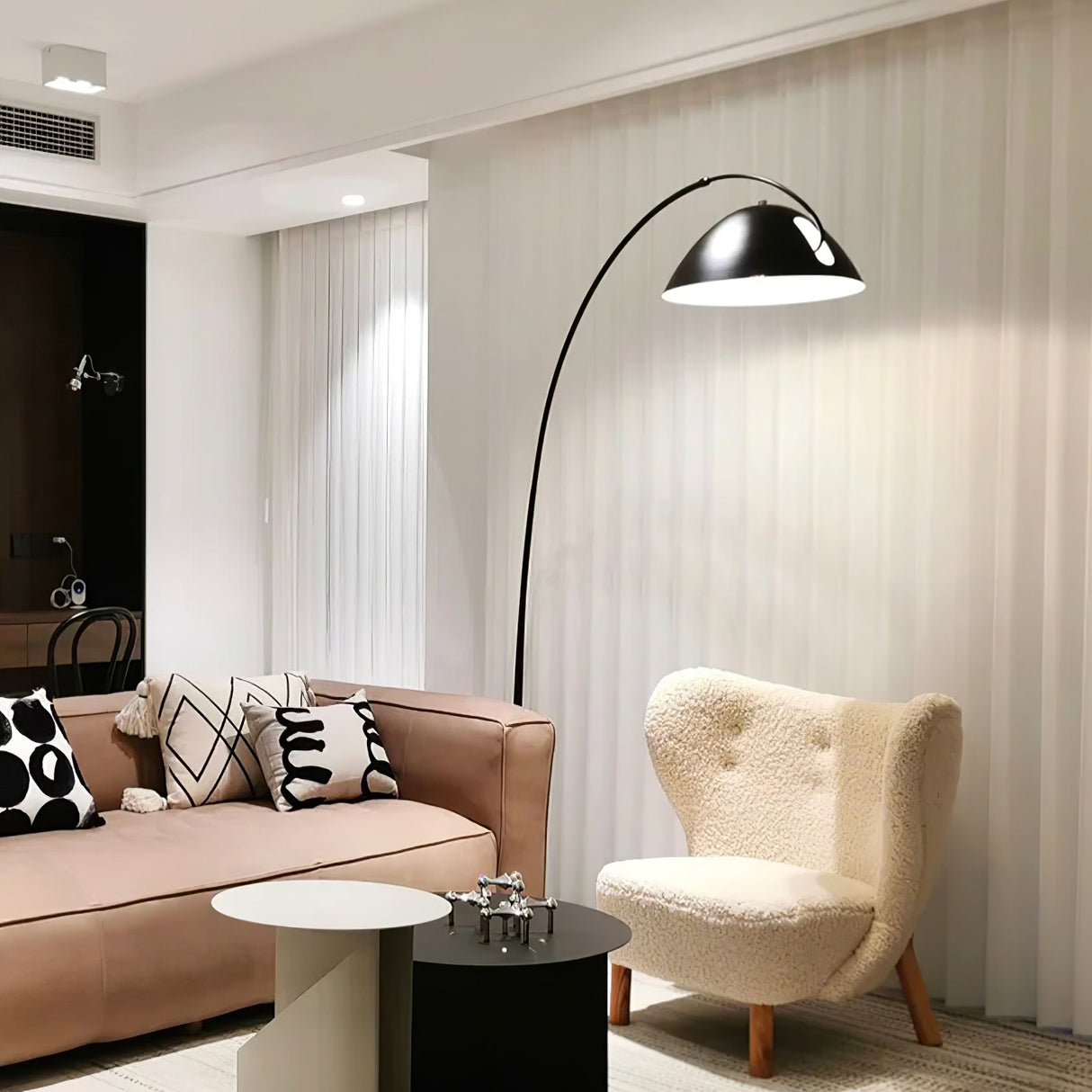 LumoArch Premium LED Bogenstehleuchte | Modernes Design | Dimmbar | Wohnzimmer Beleuchtung