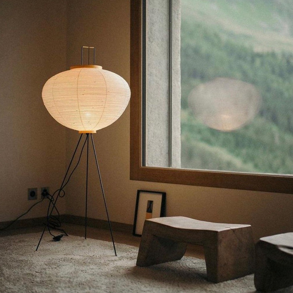 SereniLum Reispapier Stehlampe | Minimalistisches Design | Warmweißes LED-Licht | Nachhaltige Deko für Zuhause