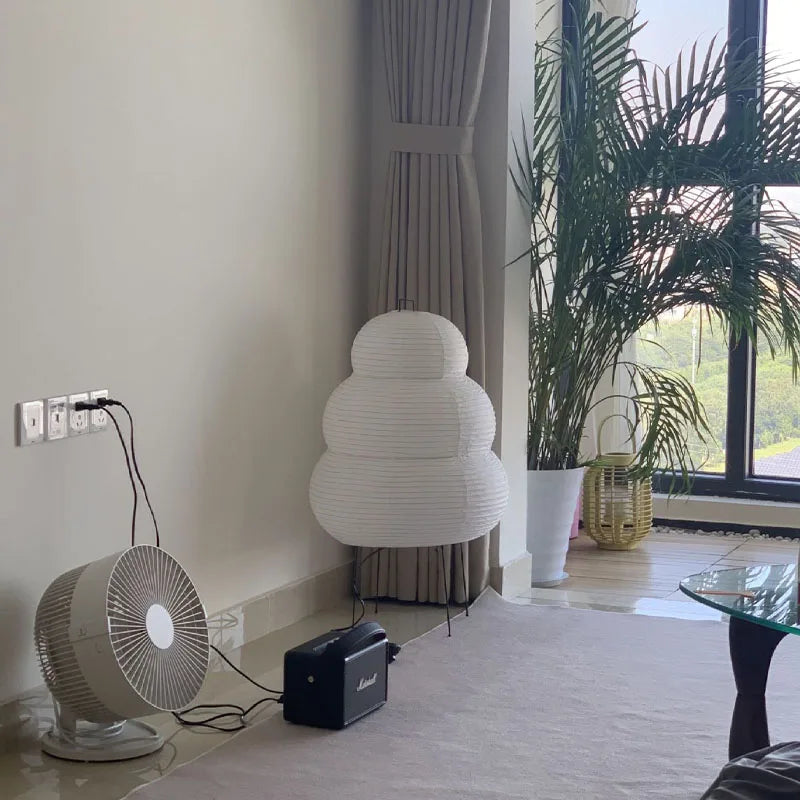 ZenLight Einstellbare Tischlampe | Japanisches Reispapier | Sanftes Licht für Büro und Zuhause