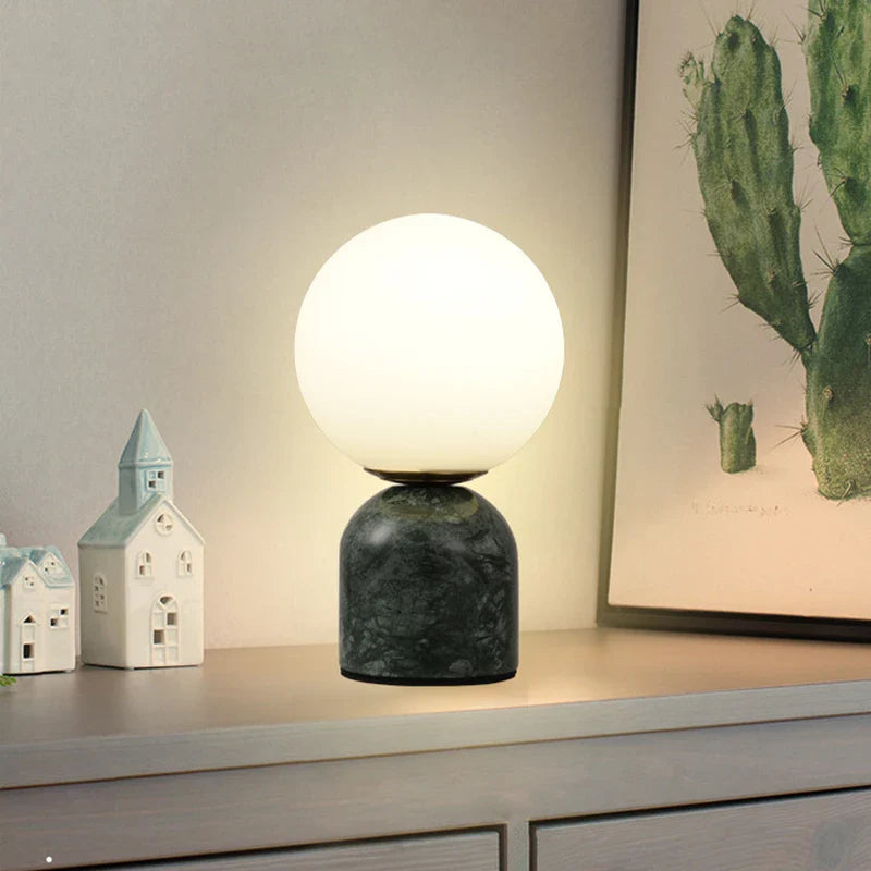 GlobeMarble Design Tischlampe | Marmorfuß & Globus-Licht | Elegante LED Deko | Perfekte Beleuchtung für Zuhause