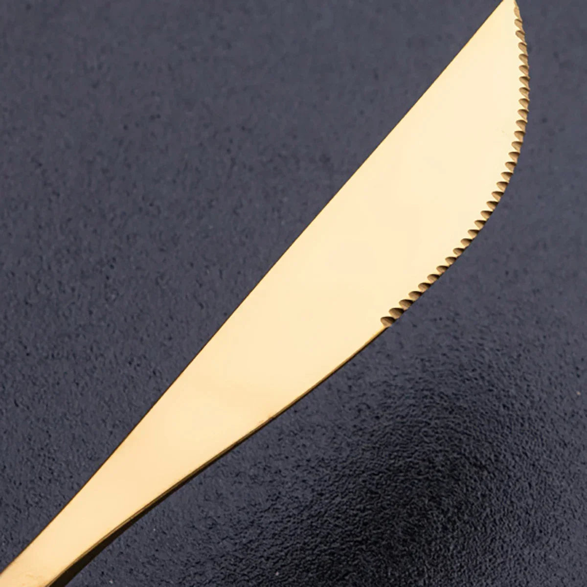 Cutluxe Elegance 24-teiliges Besteckset | Edelstahl | Modernes Design | Spülmaschinengeeignet | Hochwertige Tischkultur