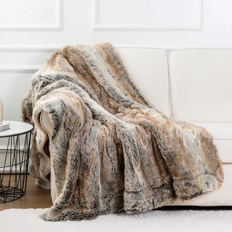 VeluLux Kunstfell Decke | Mink Faux Fur Plaid | Luxuriöse Kuscheldecke | Weiche Wohndecke