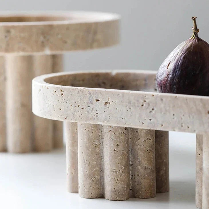 Travesta Deko-Ständer aus Travertin-Optik | Minimalistisches Design | Erhöhte Präsentation | Vielseitige Deko