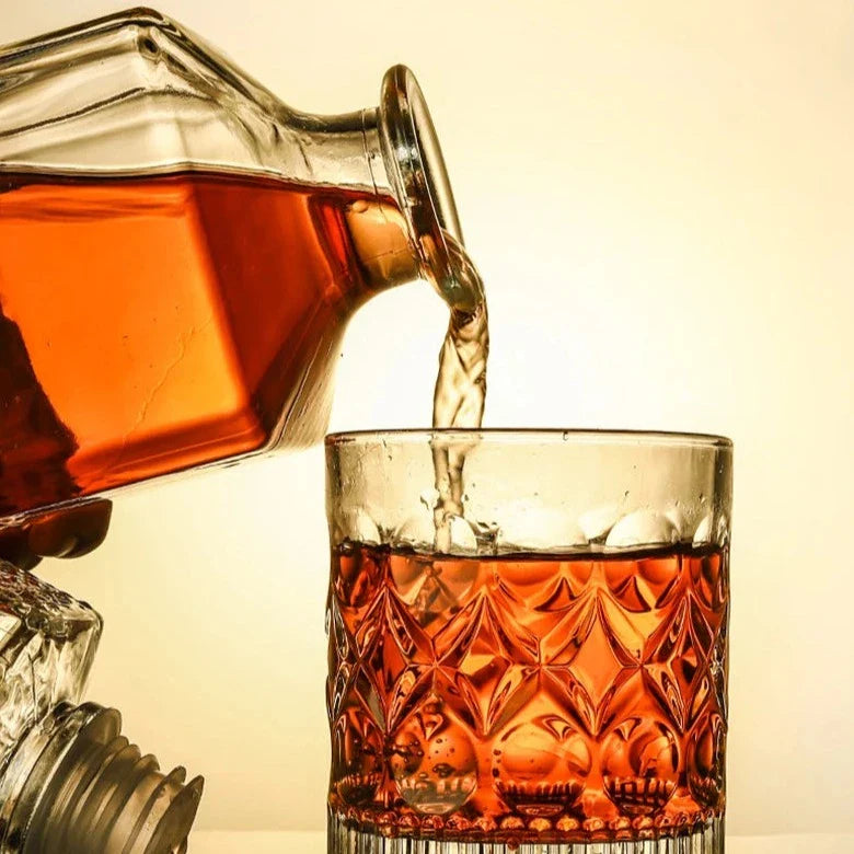 VeraLux Glas-Dekanter Set | Elegante Whisky-Karaffe | Luxuriöse Geschenkidee | Für Spirituosen & Wein