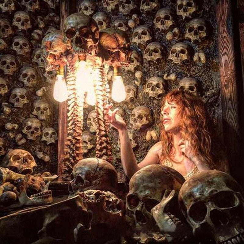 PhantomGlow Horror Totenkopf LED Lampe | Gruselige Dekoration | Stimmungslicht für Halloween